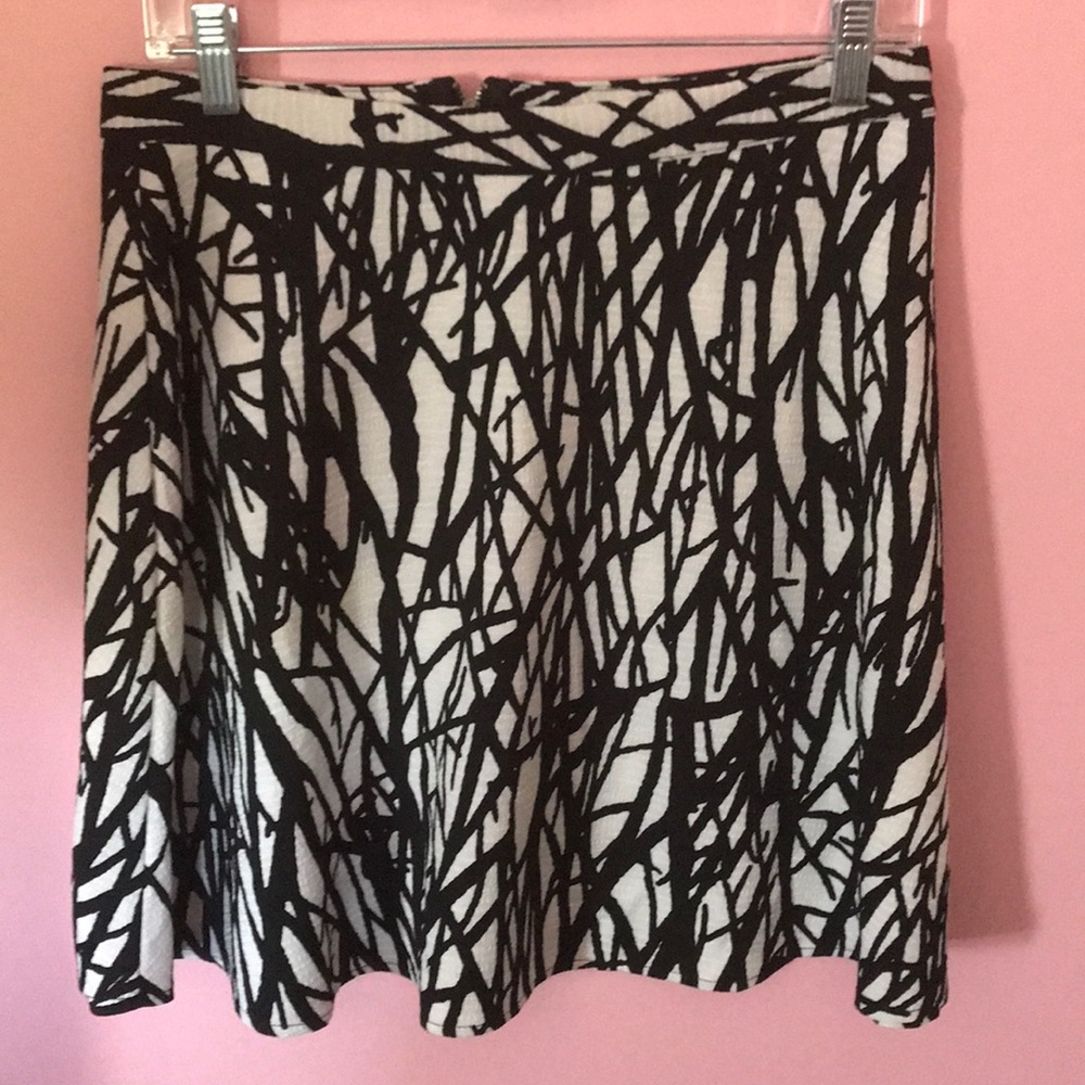 Never worn! Printed skirt from forever 21